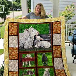 Golden Retriever So Beautiful Golden U Quilt Lp and Home Decor