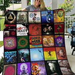 Gov_T Mule Quilt Blanket M210512  Quilt and Home Decor