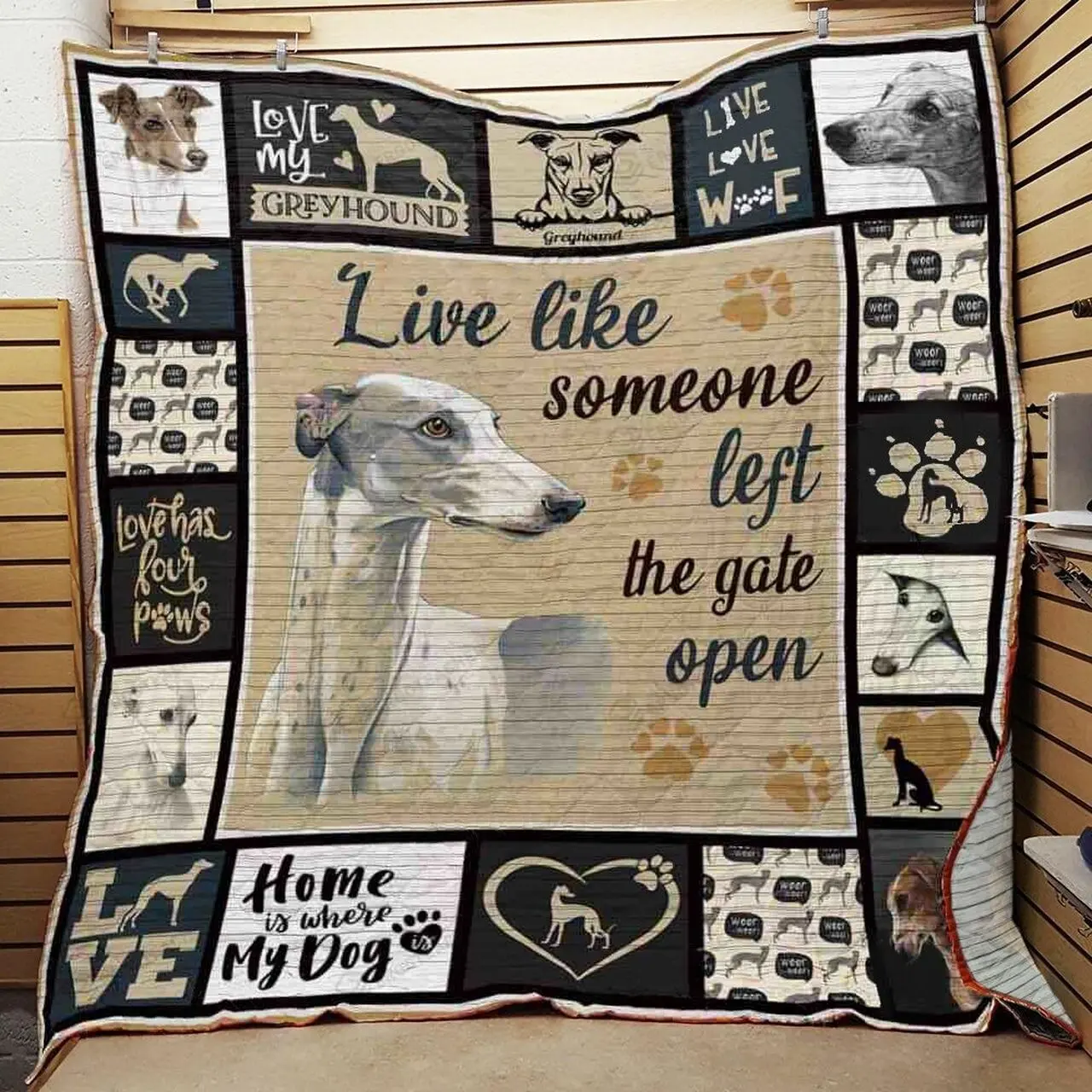 Greyhound Live Like Someone Left The Gate Open Quilt Blanket Great Customized Blanket Gifts For Birthday Christmas Thanksgiving and Home Decor