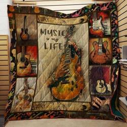 Guitarist Cla1610629Q Quilt Blanket and Home Decor