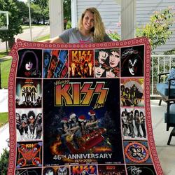 H Kiss Christmas As Quilt Blanket and Home Decor