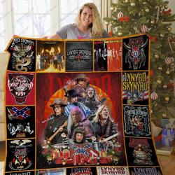H Ls Quilt Blanket Ver Christmas and Home Decor