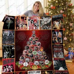 H M Tley Cr E Album Tree Christmas Quilt Blanket and Home Decor