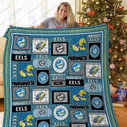 H Pe Nrl Quilt Blanket and Home Decor
