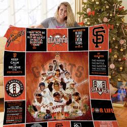H Sfg Lg Christmas Quilt Blanket and Home Decor