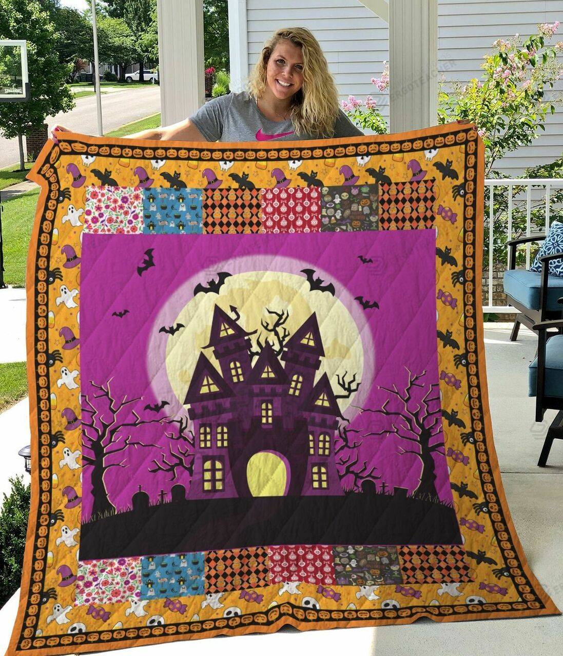 Halloween Haunted Castle Quilt Blanket Great Customized Gifts For Birthday Halloween Perfect Gifts For Halloween Lover and Home Decor