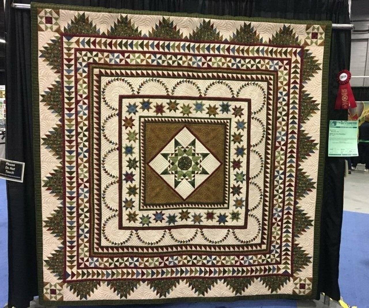 Halo Medallion Cla1810305Q Quilt Blanket and Home Decor