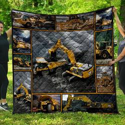 Heavy Equipment Quilt  02240  Quilt and Home Decor