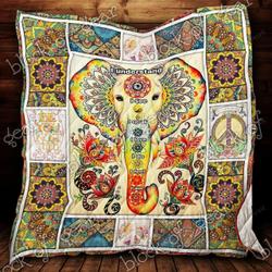 Hippie I Understand I See I Love Quilt Blanket Great Customized Gifts For Birthday Christmas Thanksgiving Perfect Gifts For Hippie and Home Decor
