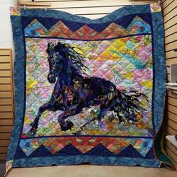 Horse Cla1610203Q Quilt Blanket and Home Decor