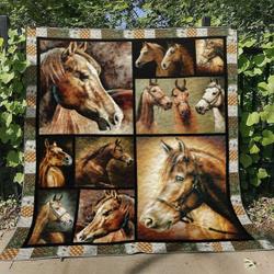 Horse Hur Quilt Bevrhu and Home Decor