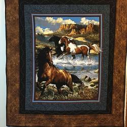 Horse Hur Quilt Cysiec and Home Decor