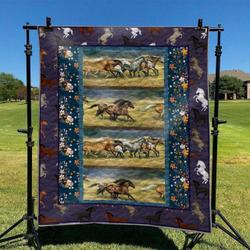 Horse Hur Quilt Cysien and Home Decor