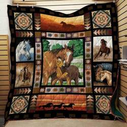 Horse Hur Quilt vy and Home Decor