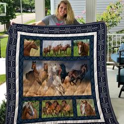 Horse Quilt Blanket Dhc2911146Vt and Home Decor