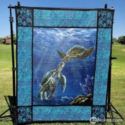 I Meet My Soulmate Deep Down Blue Ocean Hur Quilt Bevrhg and Home Decor