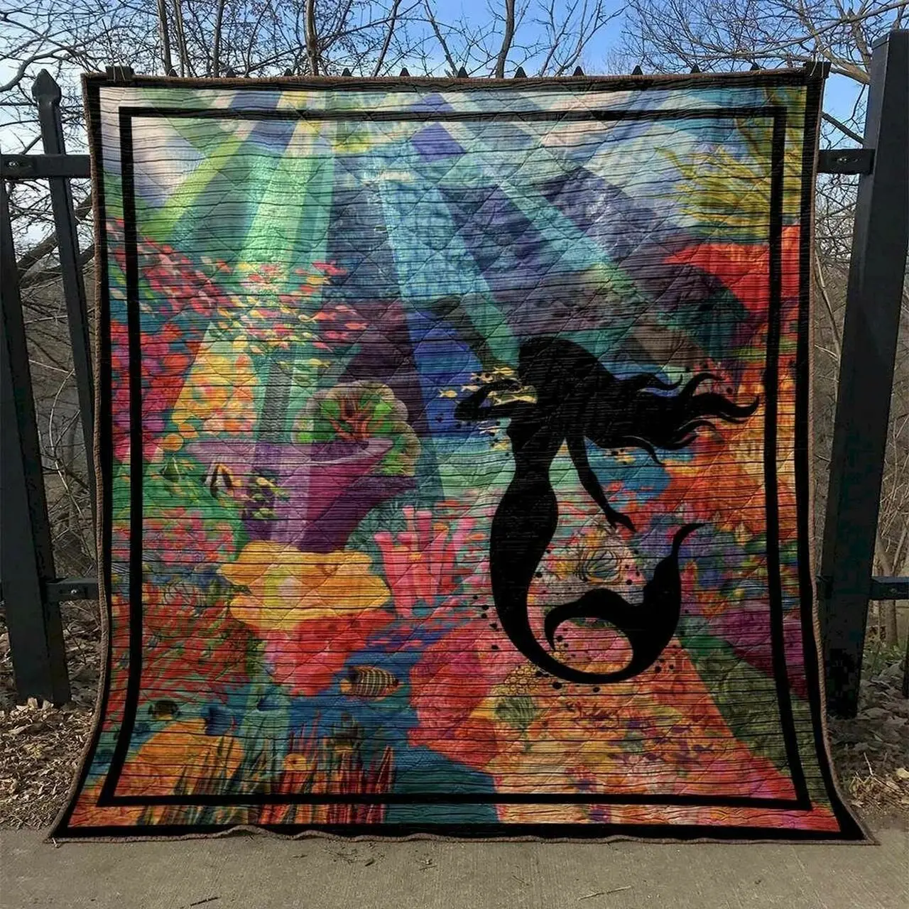 In The Deep Sea Hur Quilt Bevrcy and Home Decor