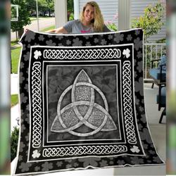 Irish Protection Black And White  Quilt Kd Dhc281111410Dd Premium Quilt Blanket and Home Decor