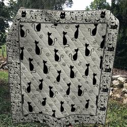 Kiss Me Cat Quilt and Home Decor