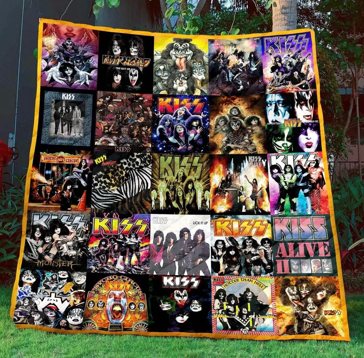 Kiss Ver1 Blanket Th1507 Quilt and Home Decor