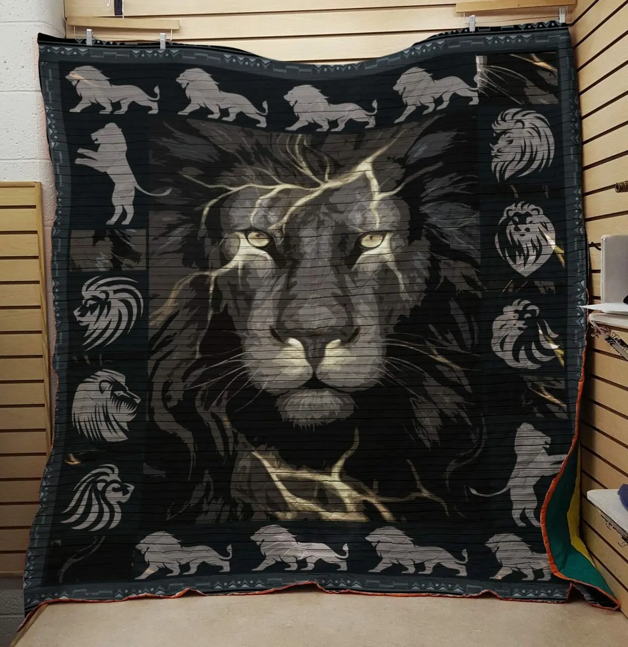 Lion Black Quilt and Home Decor