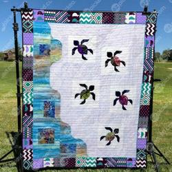 Little Turtles Quilt Blanket Yhn2  Quilt and Home Decor