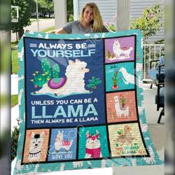 Llama E Quilt Derqrw and Home Decor