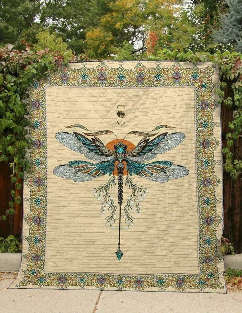 Lovely Blue Dragonfly Hur Quilt Bevrdt and Home Decor