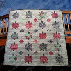 Lovely Turtle Quilt Blanket Tt99  Quilt and Home Decor