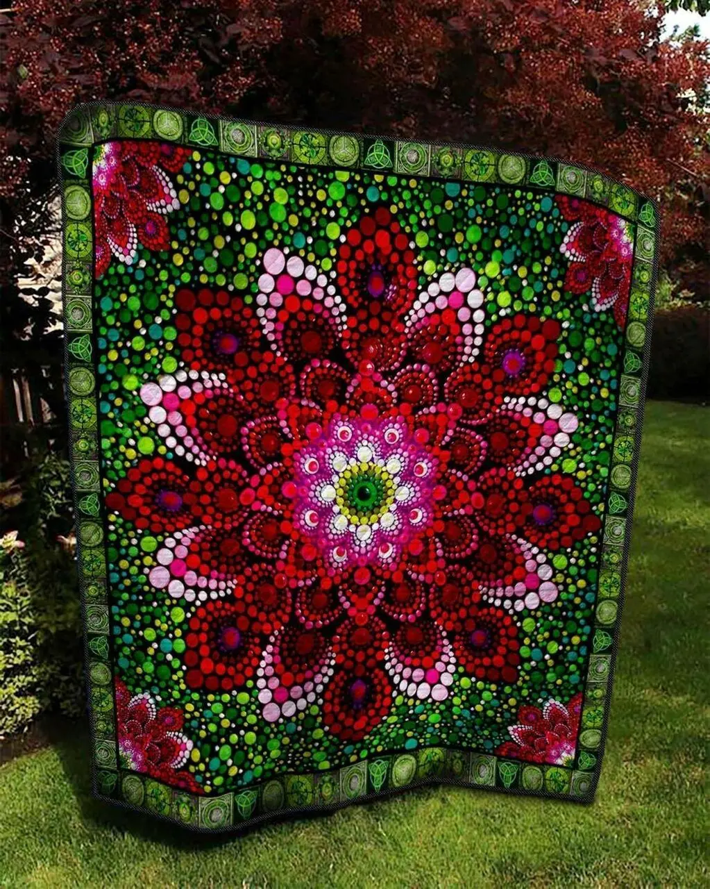 Mandala Hur Quilt wt and Home Decor