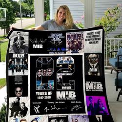 Men In Black Mib Quilt Blanket and Home Decor