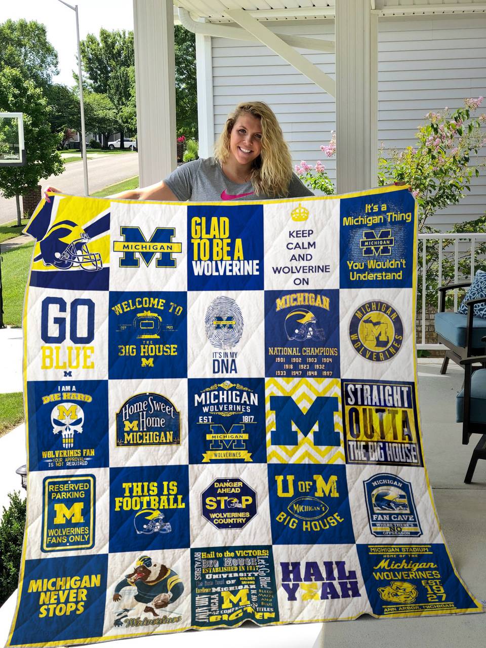 Michigan Wolverines Quilt Blanket 02 and Home Decor