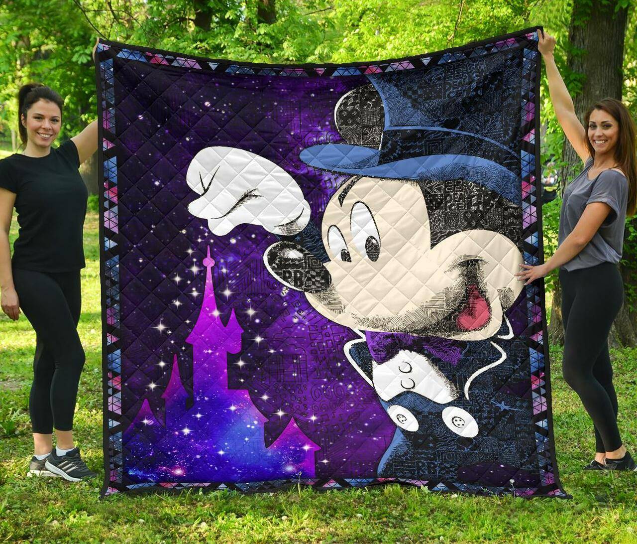 Mickey Magician Premium Quilt Quilt and Home Decor