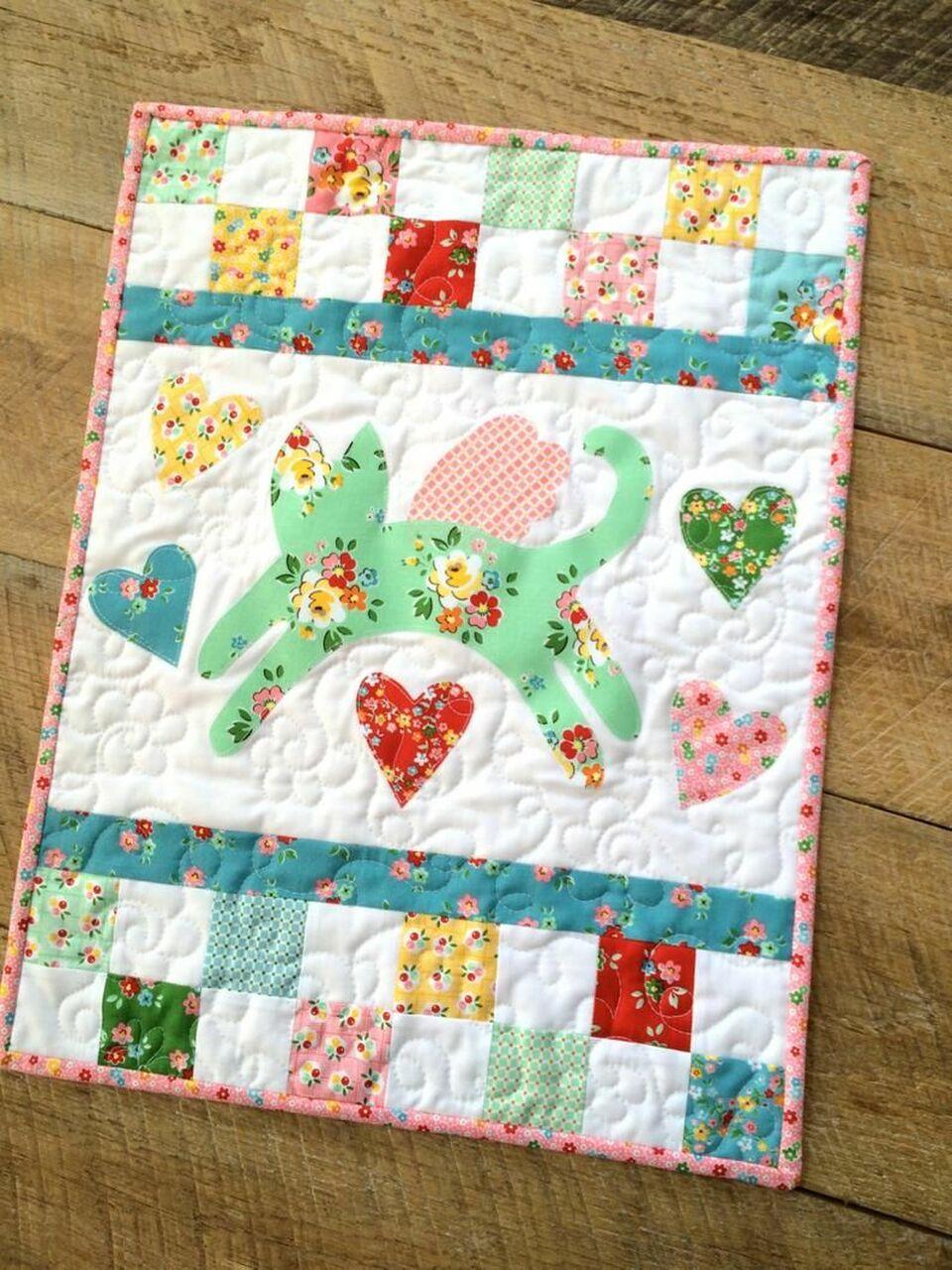 Mini Kitty Quilt Blanket Dhc310199Lt and Home Decor