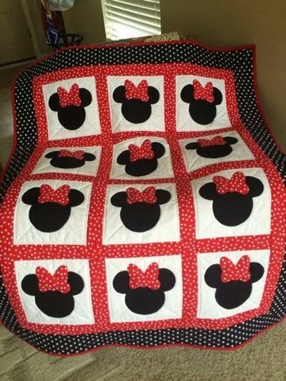 Minnie Mouse Clm170673 Quilt Blanket and Home Decor