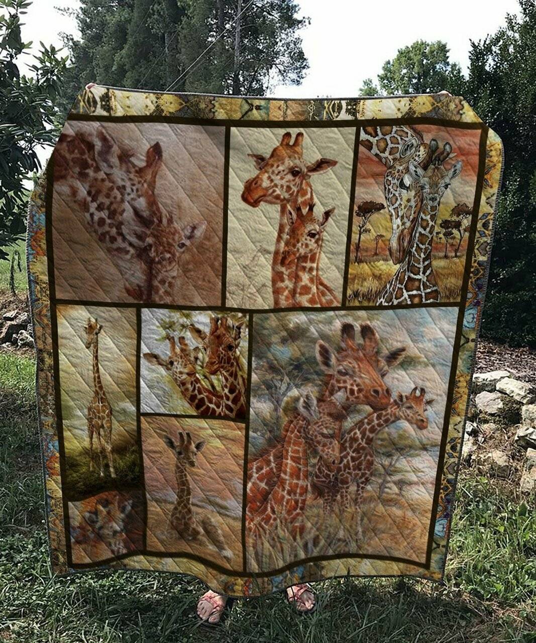 Mom And Giraffe Quilt Design By Exrain and Home Decor