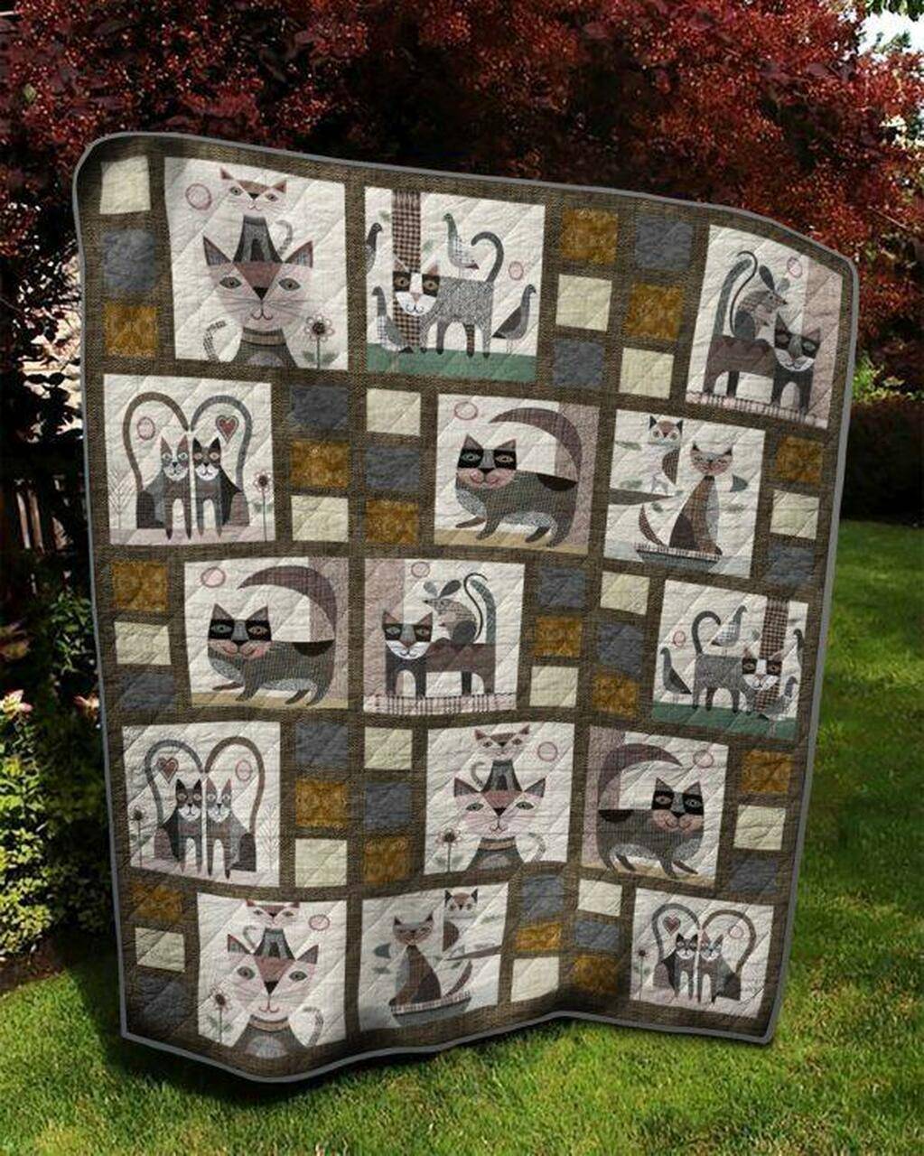 Mouse On The Cat Quilt Blanket Quilt and Home Decor