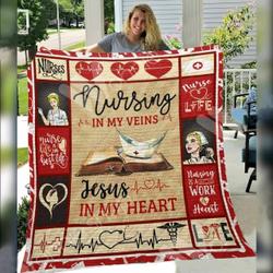 Nurse Awesome O Quilt Le and Home Decor