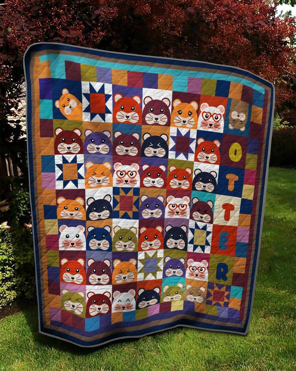 Otter Quilt Tdhlg and Home Decor