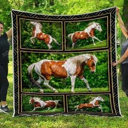 Paint Horse Quilt 2  Quilt and Home Decor