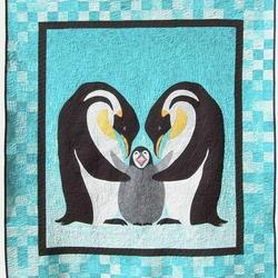 Penguin Cla260637 Quilt Blanket and Home Decor
