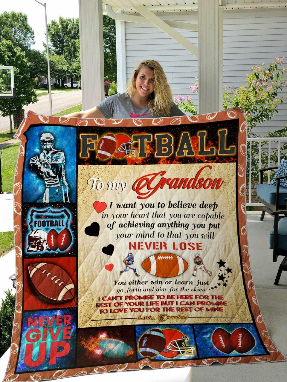 Personalized American Football To My Grandson From Grandma Never Give Up Quilt Blanket Great Customized Gifts For Birthday Christmas Thanksgiving Perfect Gifts For American Football Lover and Home Decor