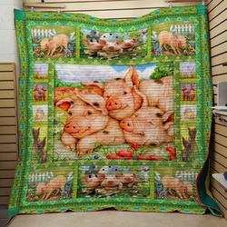 Pig Quilt Tdhow and Home Decor
