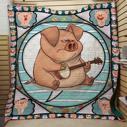 Pig Quilt Tdhws and Home Decor