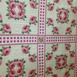 Pink Rose Garden Quilt Tdhwo and Home Decor