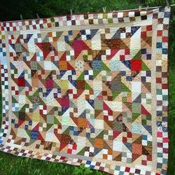 Pinwheel Quilt Tdhlg and Home Decor