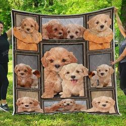 Poodle Quilt  Quilt and Home Decor