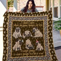 Pug 09 Ndq0455 Quilt  Quilt and Home Decor