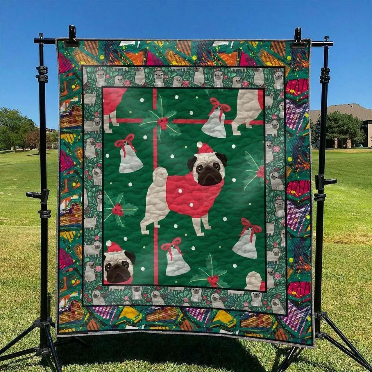 Pug Dog Hur Quilt ao and Home Decor