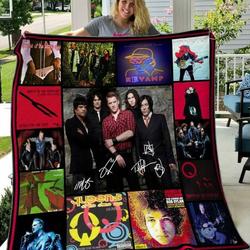 Queens Of The Stone Age Quilt Blanket Hvt040623  Quilt and Home Decor